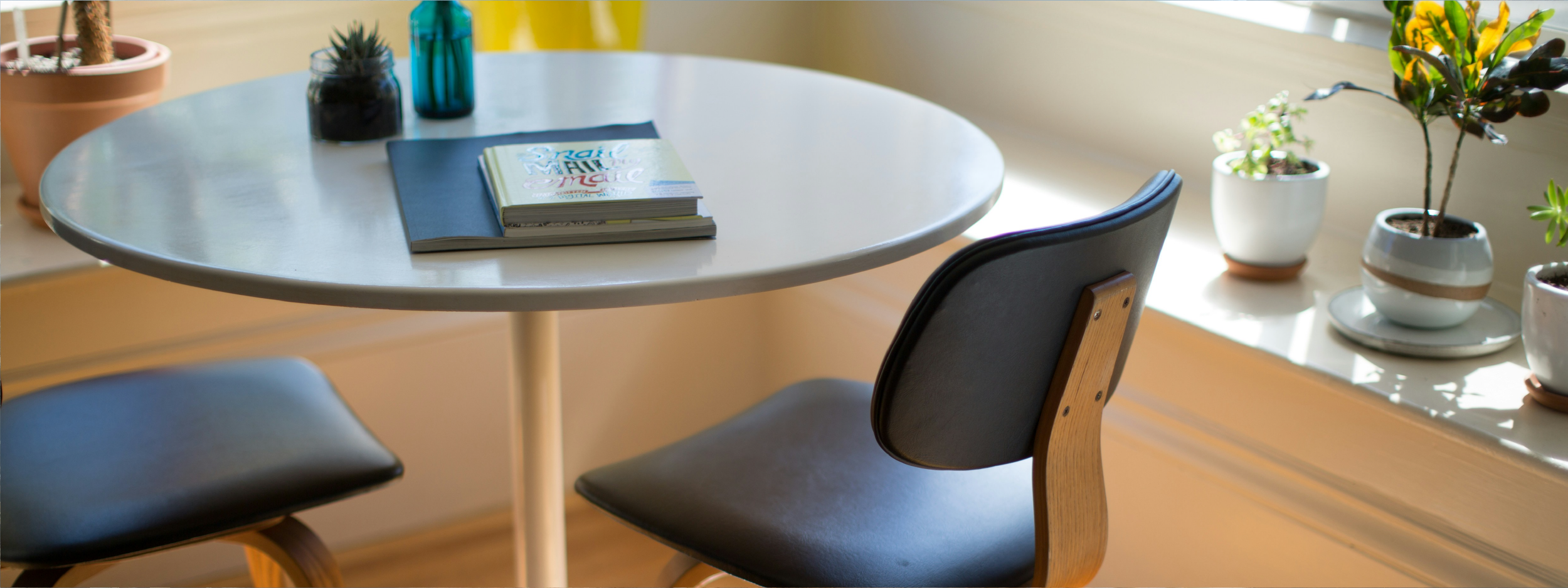 Coach Cafe Coach Cafe